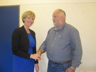 Politisk indflydelse - Finn Madsen med politiker Ida Auken